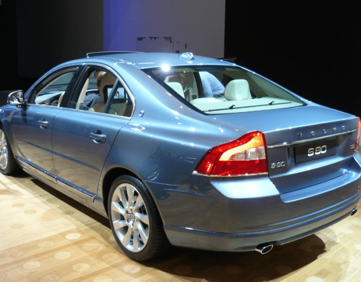 Bulletproof Volvo S80 front view